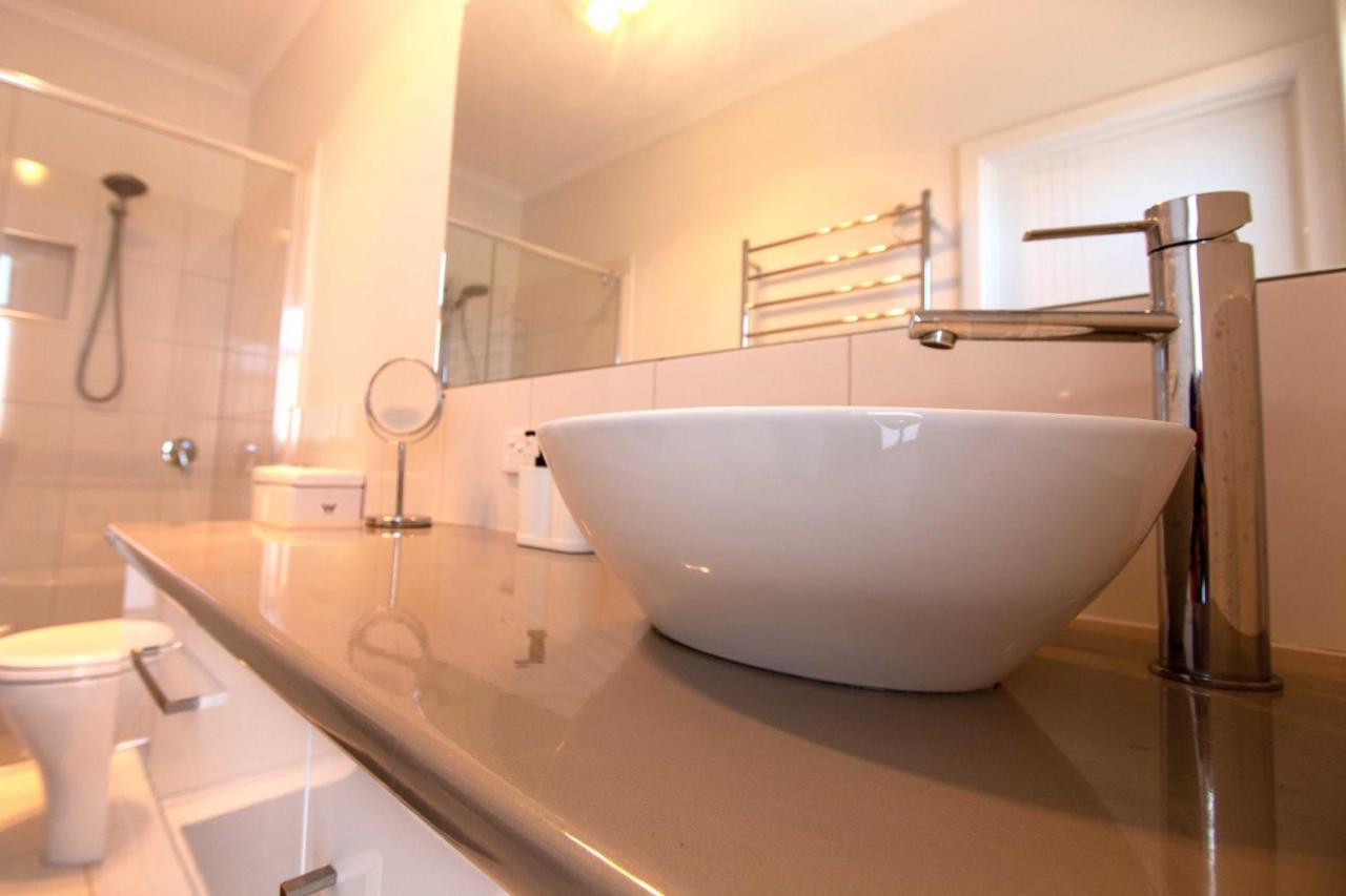 Coorong Island Retreat - Farm Stay At Pet Friendly Property Meningie Eksteriør billede