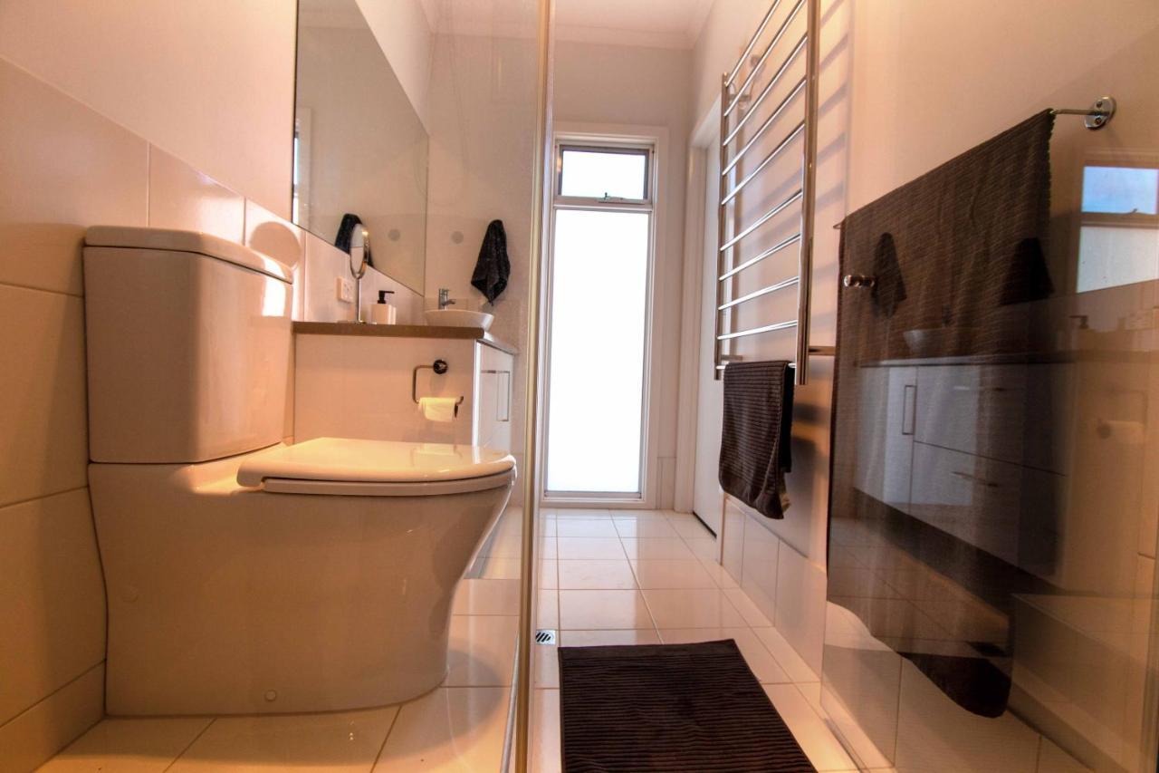 Coorong Island Retreat - Farm Stay At Pet Friendly Property Meningie Eksteriør billede